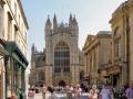  Bath Abbey in England