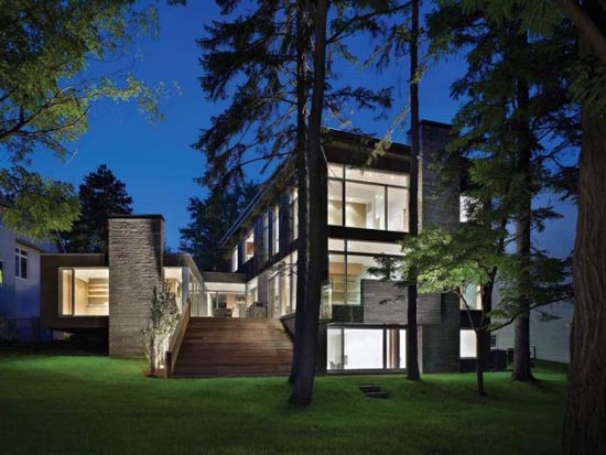 The Ravine Exterior Residence Design in Toronto The Ravine Exterior Residence Design in Toronto