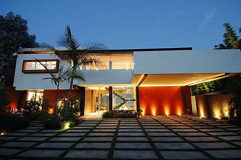 luxurious-property-with-stunning-views-in-los-angeles