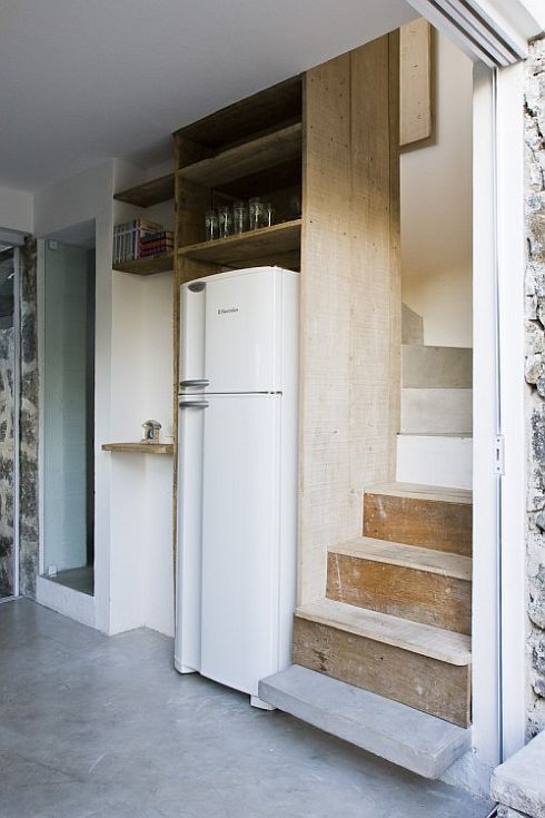 box house by alan chu cristiano kato 4 Stoned Box House in Sao Paolo, Brazil