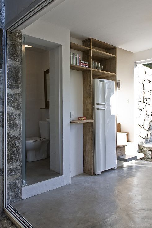 box house by alan chu cristiano kato 7 Stoned Box House in Sao Paolo, Brazil